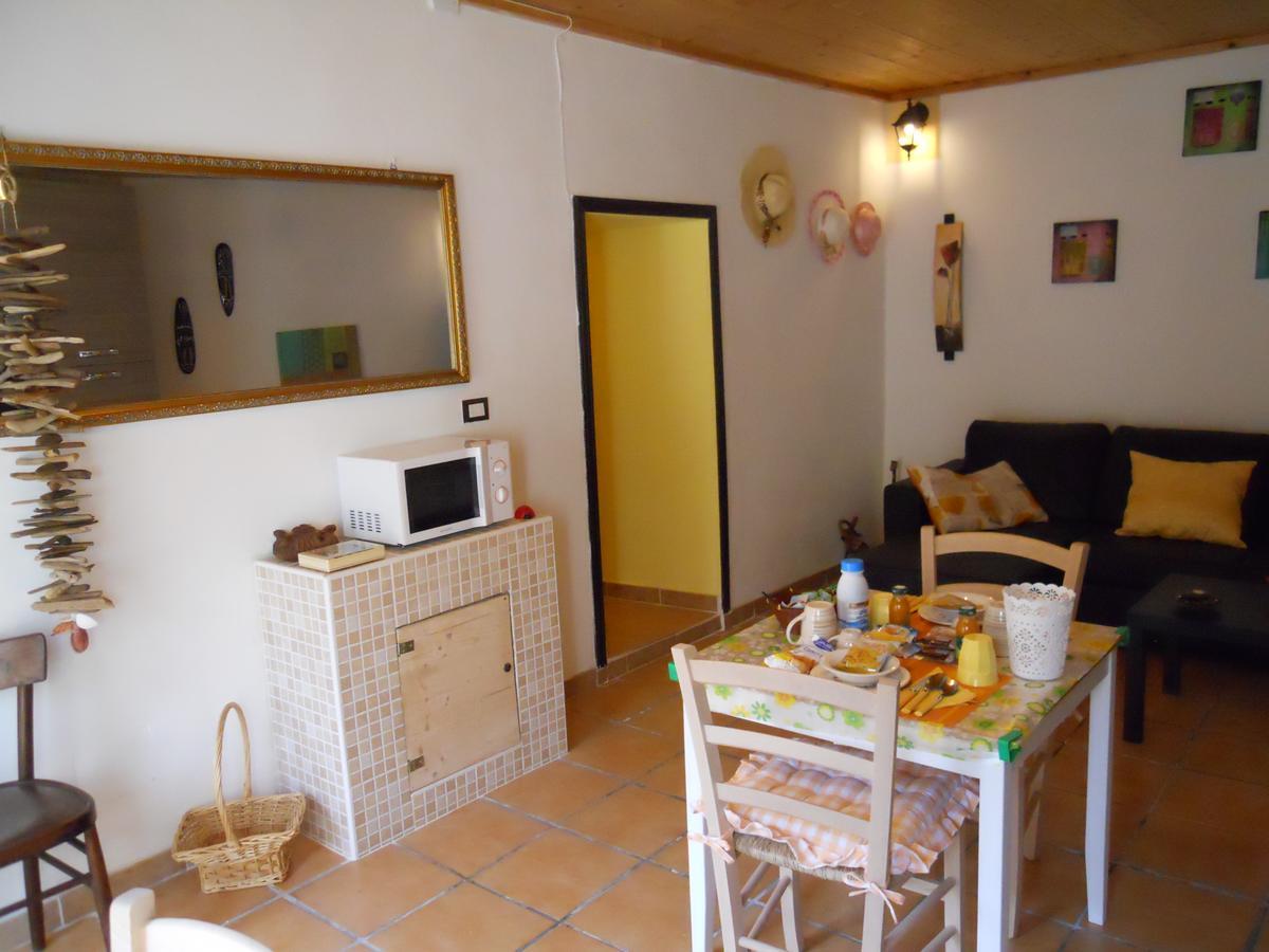 Casa Clotilde Bed & Breakfast Stazzano Ngoại thất bức ảnh